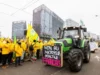Тысячи фермеров protestуют против сделки Меркосур у здания Европейского парламента